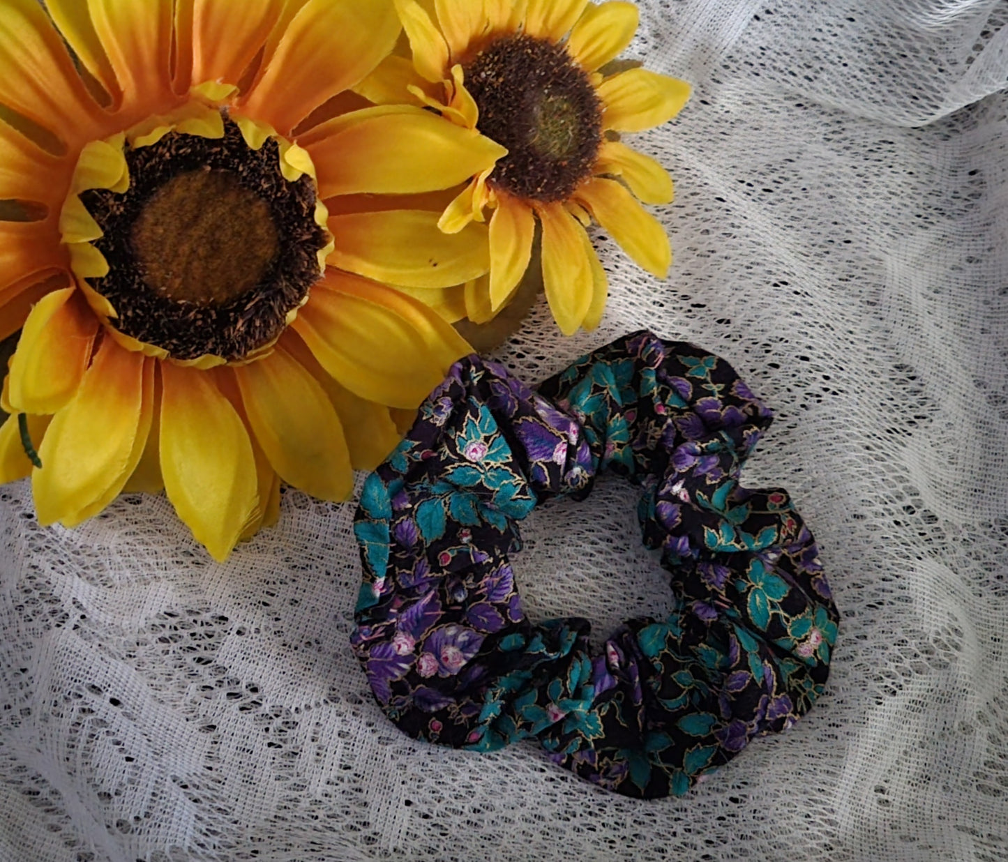 Scrunchy Set | Handmade Charlie Brown Christmas Theme Hair Tie Set